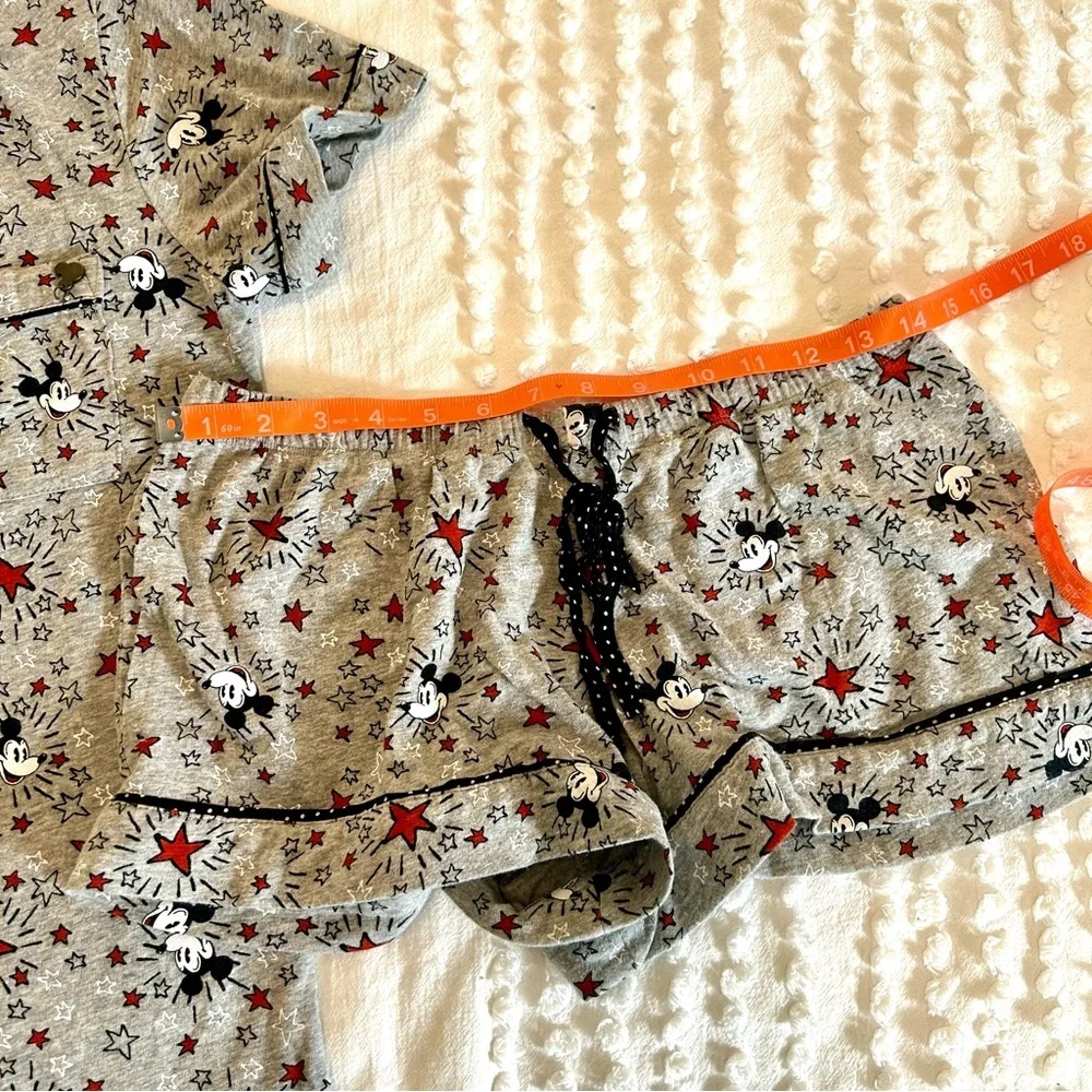 Women’s Mickey Mouse Gray Jersey Short Sleeve & Shorts Pajama Set Sz S - Picture 8 of 10